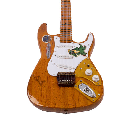 Axe Heaven x Alligator Tribute Mini Guitar Replica